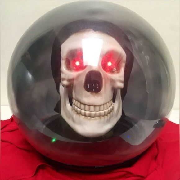 HALLOWEEN SPIRIT BALL-TALKING SKULL/GRIM
REAPER/SKELETON ANIMATED VINTAGE - Picture 2 of 13